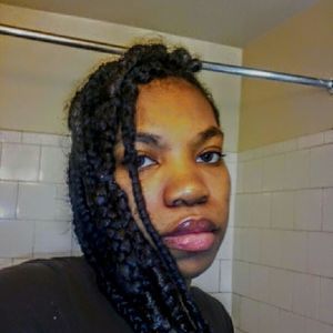 Meet your Posher, Vanessa